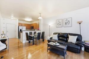 featured image of 4 Constellation Pl #202