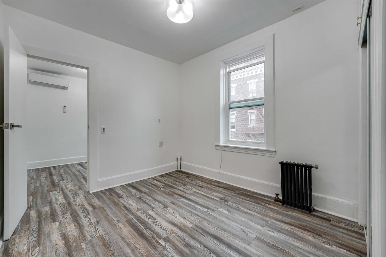 103 Westover Pl #8 - Photo 7 of 28