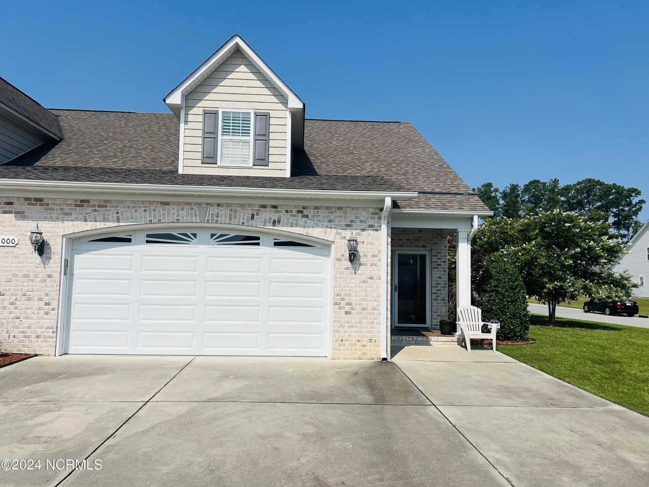 2000 Leighton Dr Unit B #B - Photo 3 of 29