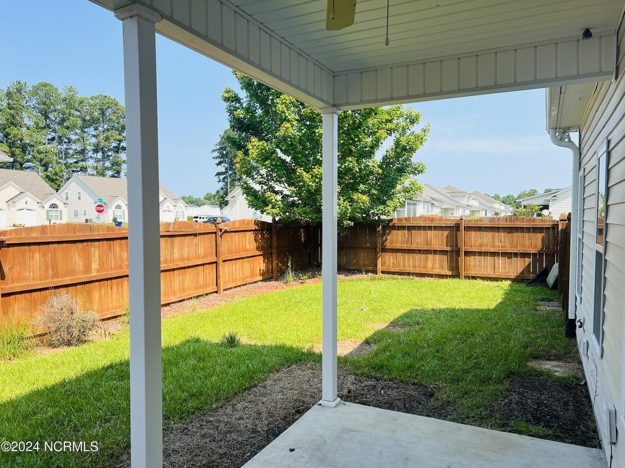 2000 Leighton Dr Unit B #B - Photo 6 of 29