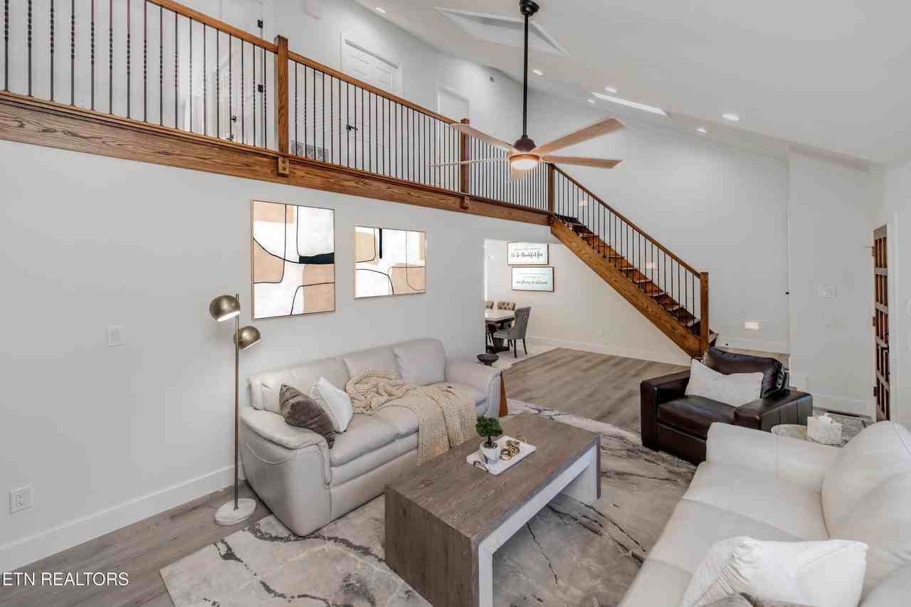 5114 Mckamey Rd - Photo 4 of 50