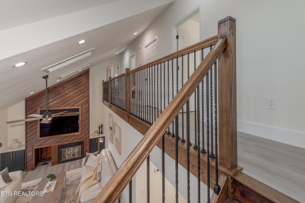 5114 Mckamey Rd - Photo 7 of 50