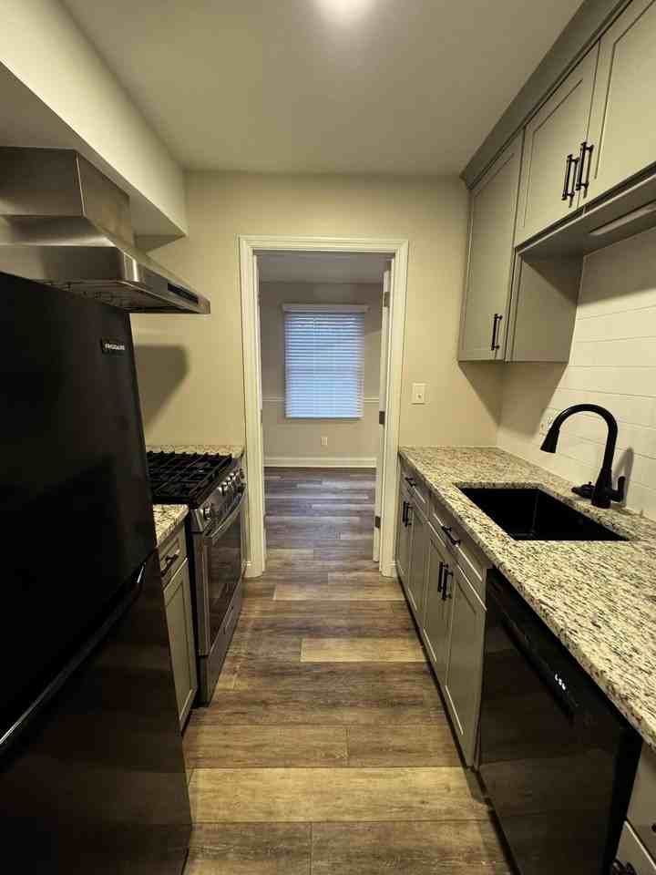 175 Malabu Dr Apt 44 #44 - Photo 5 of 22