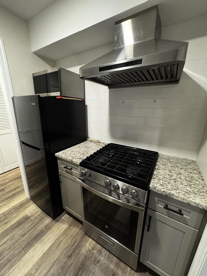 175 Malabu Dr Apt 44 #44 - Photo 7 of 22