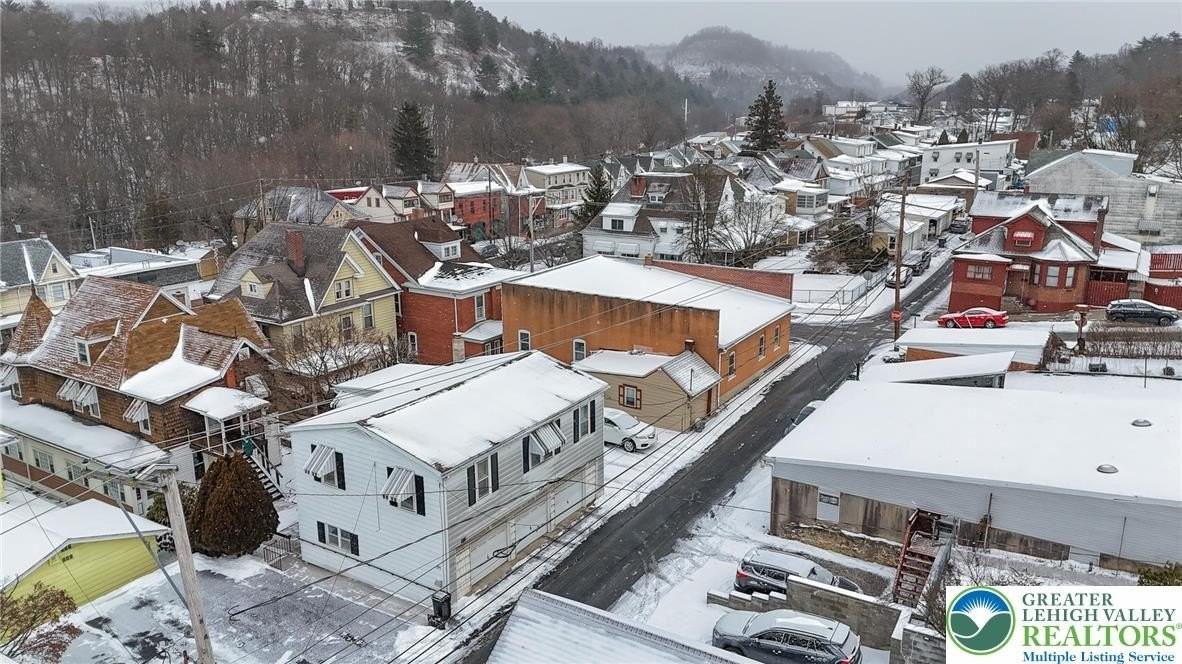 543 Hazle St - Photo 3 of 28