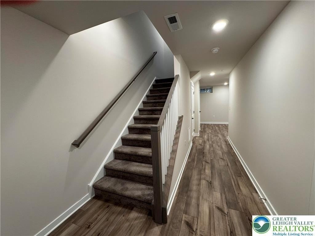 7634 Clayton Ave - Photo 3 of 23