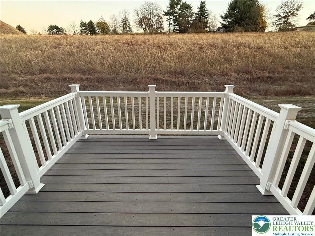 7676 Clayton Ave - Photo 2 of 11