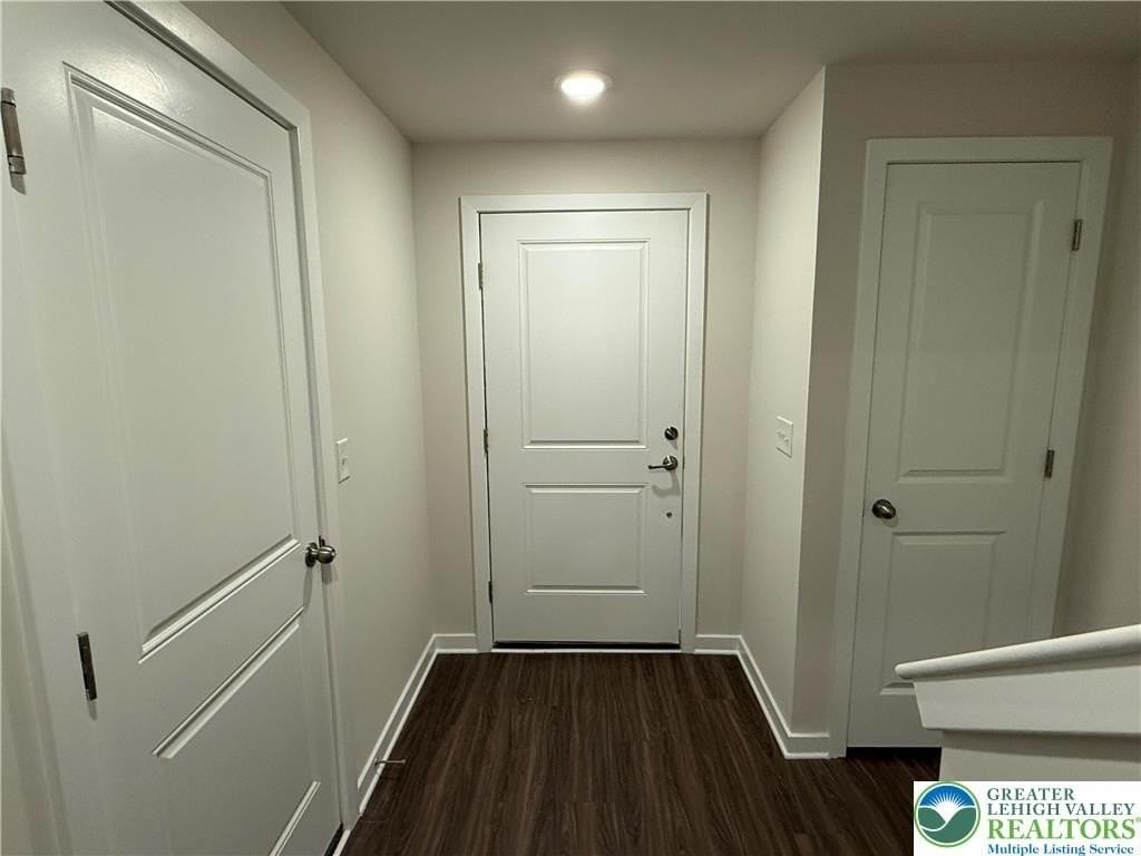 7676 Clayton Ave - Photo 4 of 11