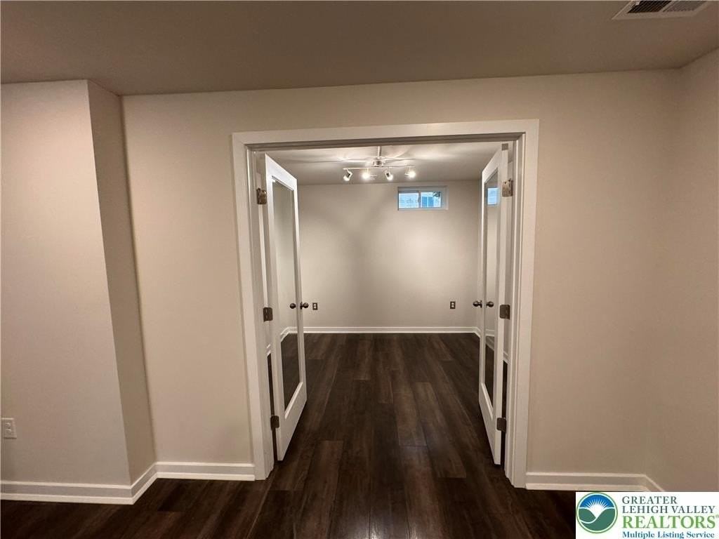 4934 Brookside Ct - Photo 3 of 29