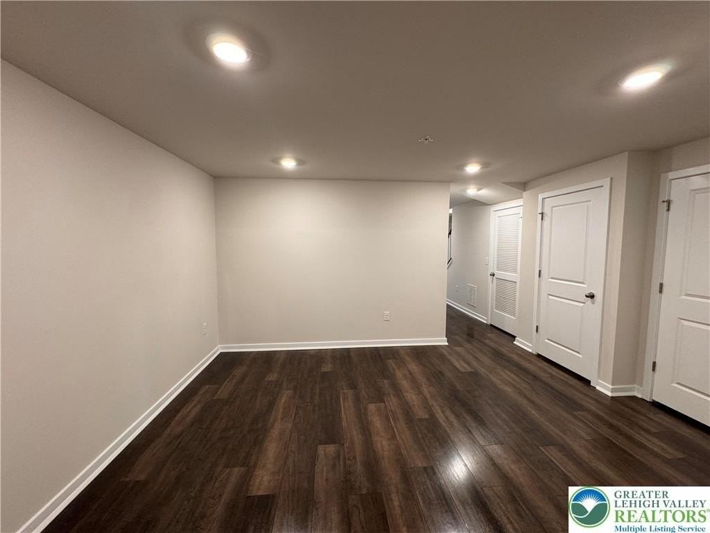 4934 Brookside Ct - Photo 4 of 29