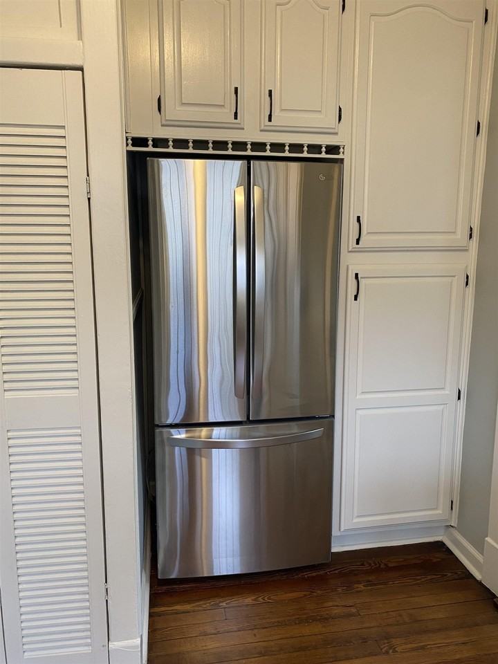 2307 Evelyn Ave - Photo 7 of 16