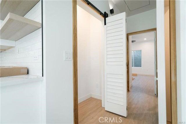 1507 Valencia Ave - Photo 2 of 8