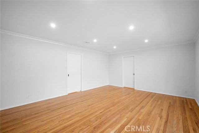 685 Rim Rd - Photo 5 of 8