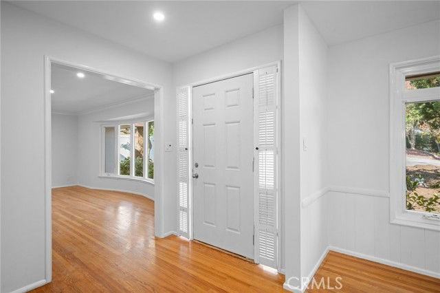 685 Rim Rd - Photo 6 of 8