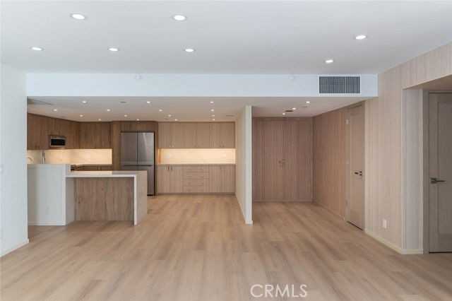 345 Pioneer Dr #202 - Photo 5 of 8