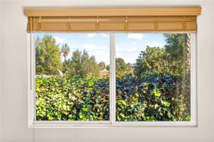 featured image of 20524 Rhoda St