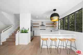 1401 Camden Ave #5 - Photo 2 of 8