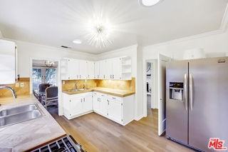 8838 Rosewood Ave - Photo 2 of 8