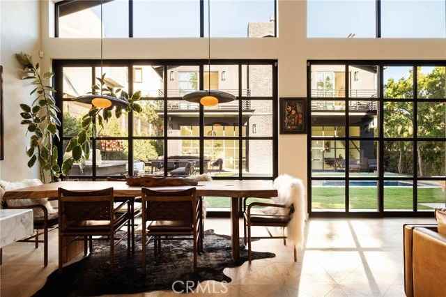 354 5th Ave - Photo 6 of 8