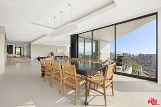 1731 Summitridge Dr - Photo 5 of 8