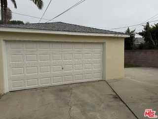 4434 Grand View Blvd - Photo 6 of 8