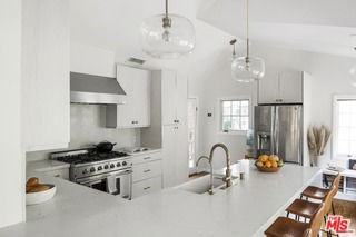 9807 Portola Dr - Photo 5 of 8