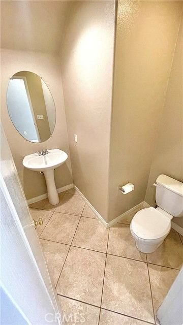 17543 Nutwood Dr - Photo 4 of 8