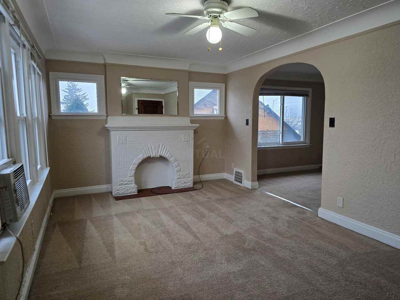 4085 Calhoun St - Photo 2 of 8