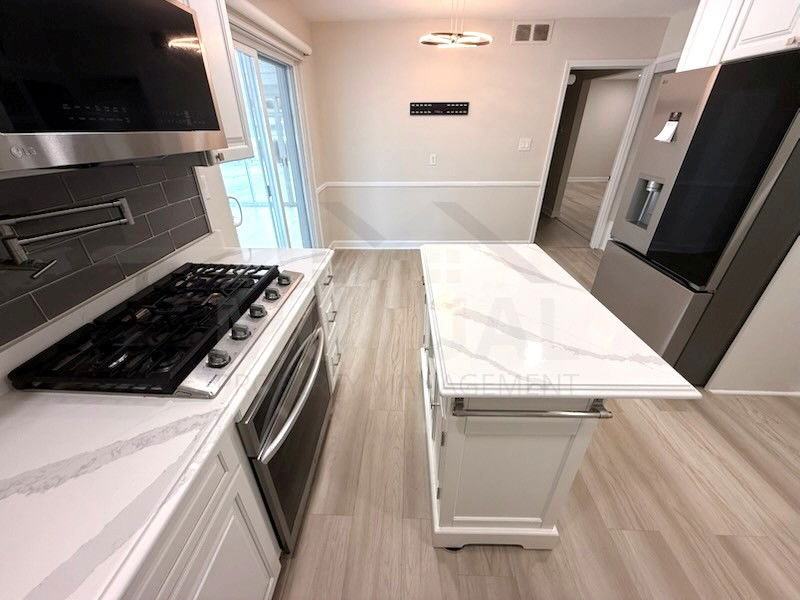 23838 Barfield St - Photo 5 of 8