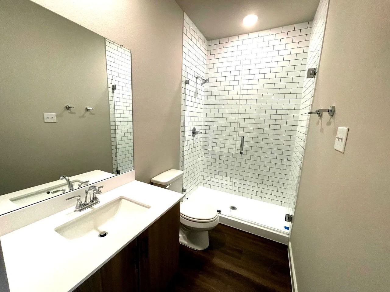 1127 Eloise Drive #02-227 - Photo 5 of 8