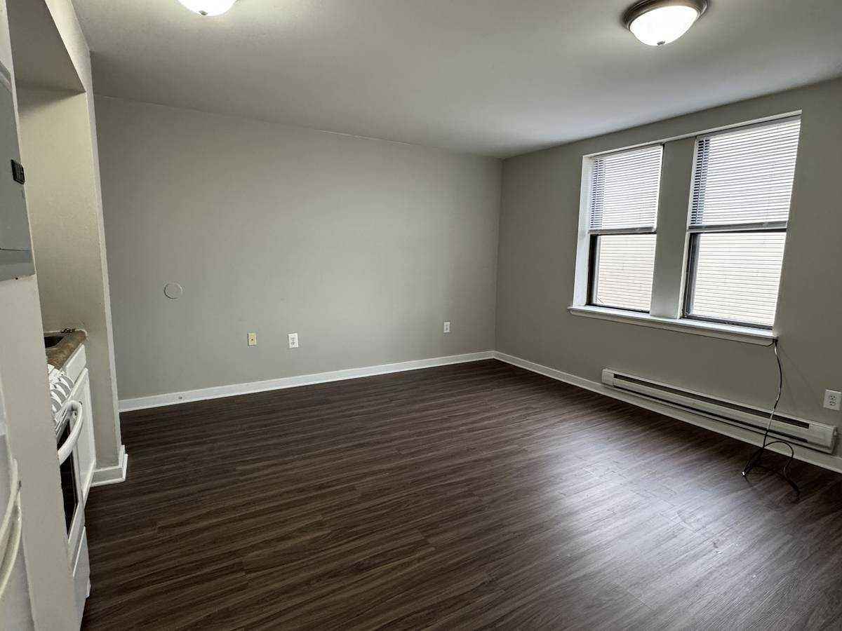4723 Walnut St #401 - Photo 4 of 4