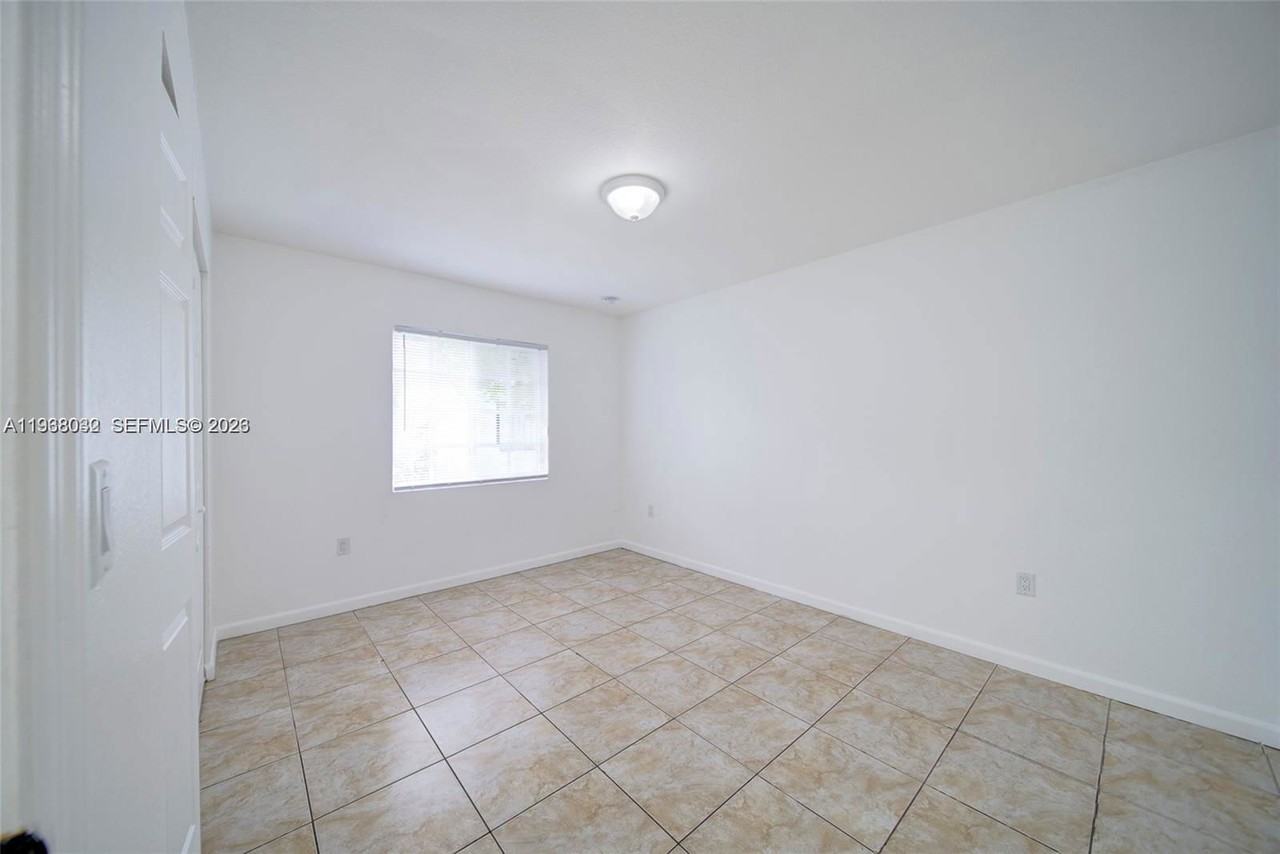 2243 Nw 61st St #2243 - Photo 2 of 8