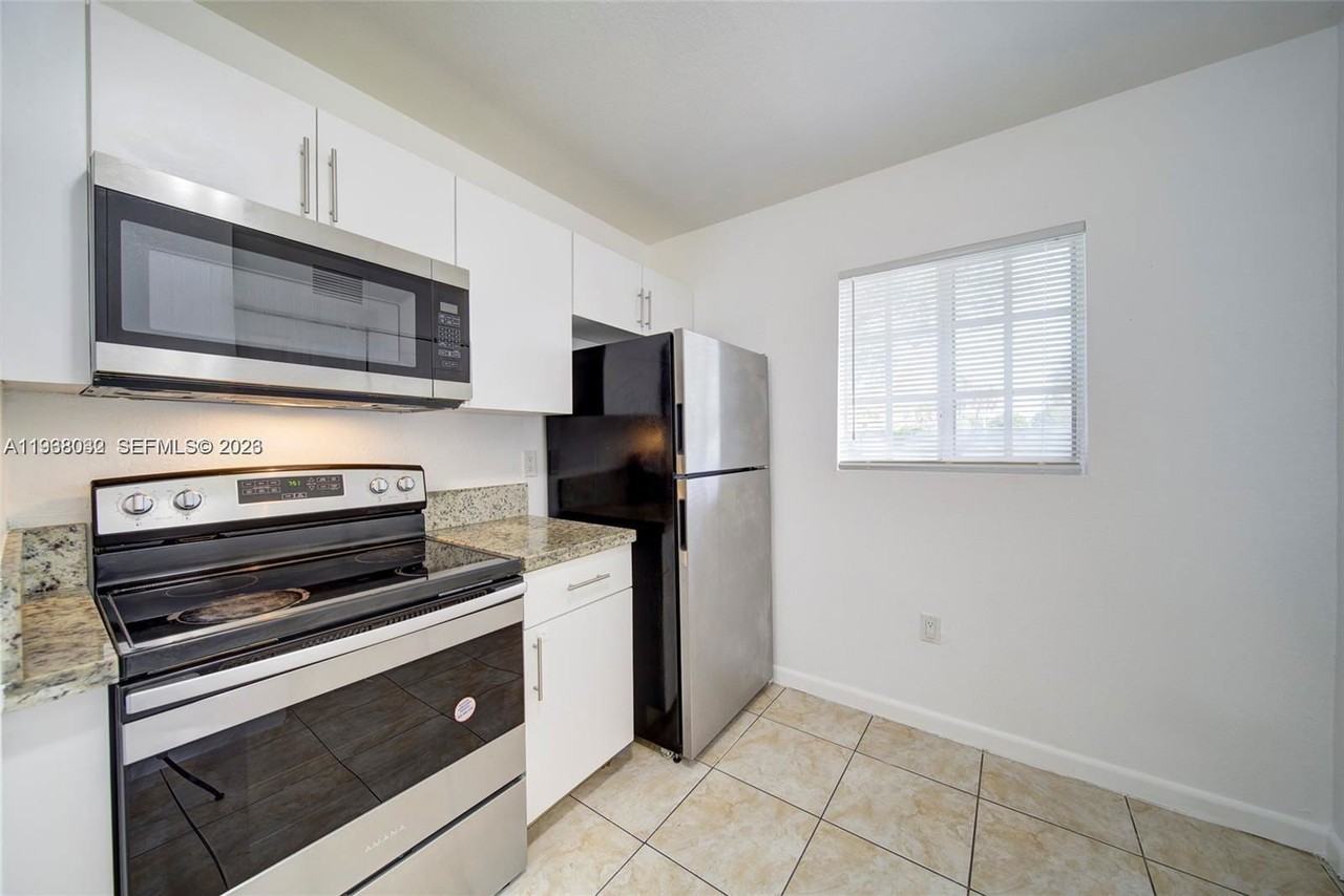 2243 Nw 61st St #2243 - Photo 3 of 8