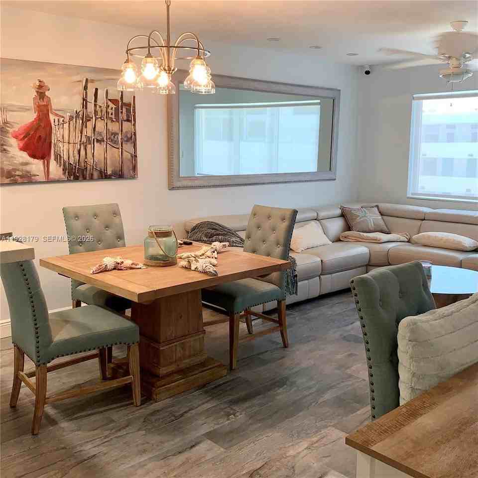 325 Ocean Dr #602 - Photo 2 of 8