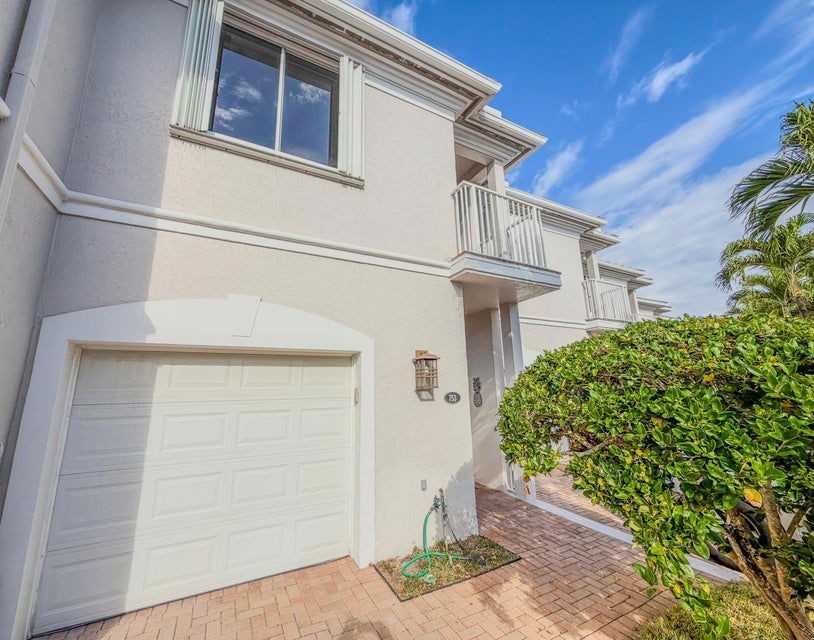 753 Seaview Dr - Photo 5 of 6