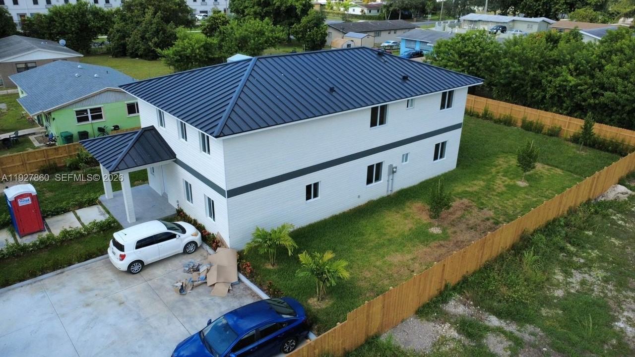 722 Nw 6th Ct #722 - Photo 5 of 11