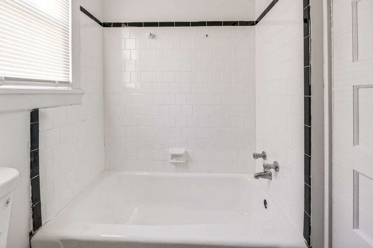 N 16th Ave - Photo 6 of 17