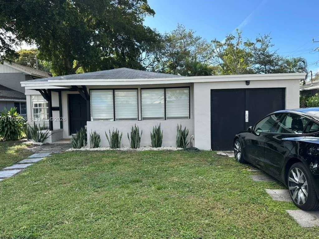 404 Se 14th St - Photo 2 of 23