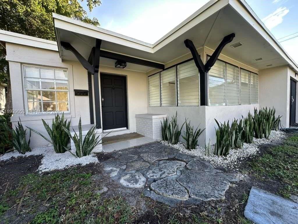 404 Se 14th St - Photo 4 of 23