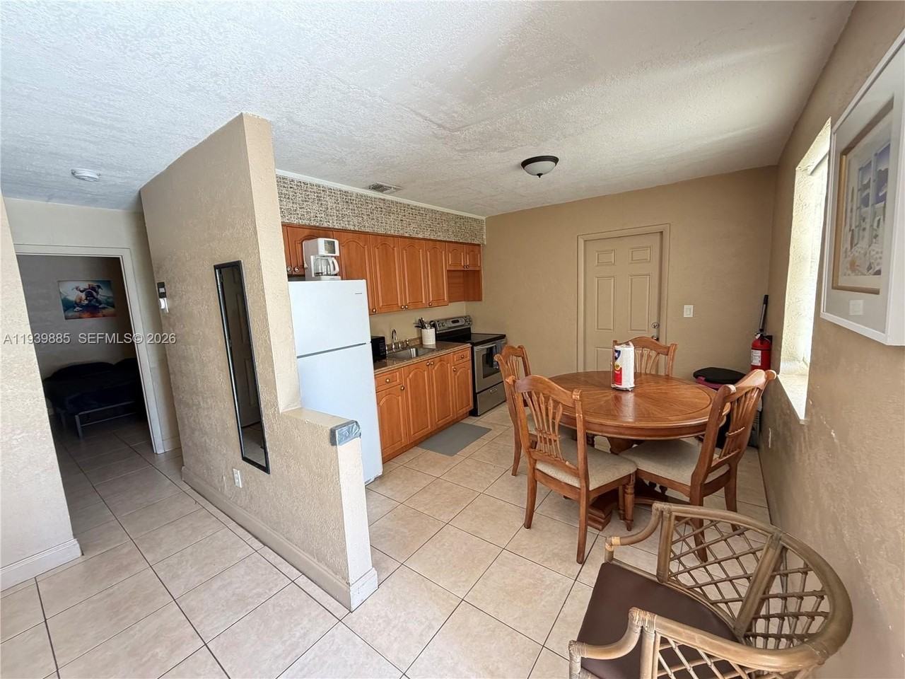 212 Sw 2nd Ter #1 - Photo 3 of 16