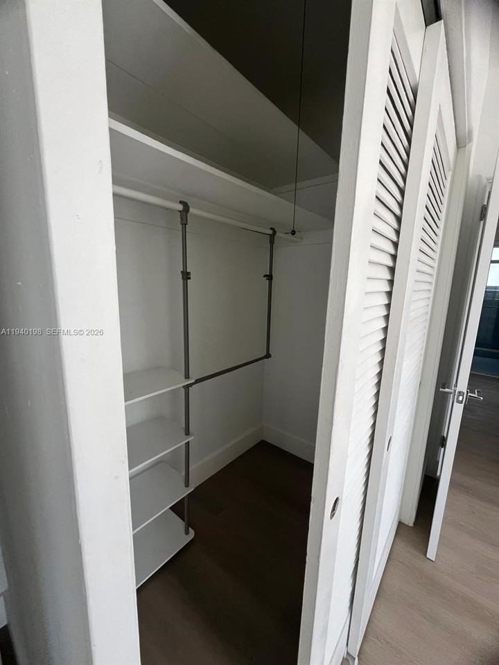 3921 N Meridian Ave #1A - Photo 5 of 29