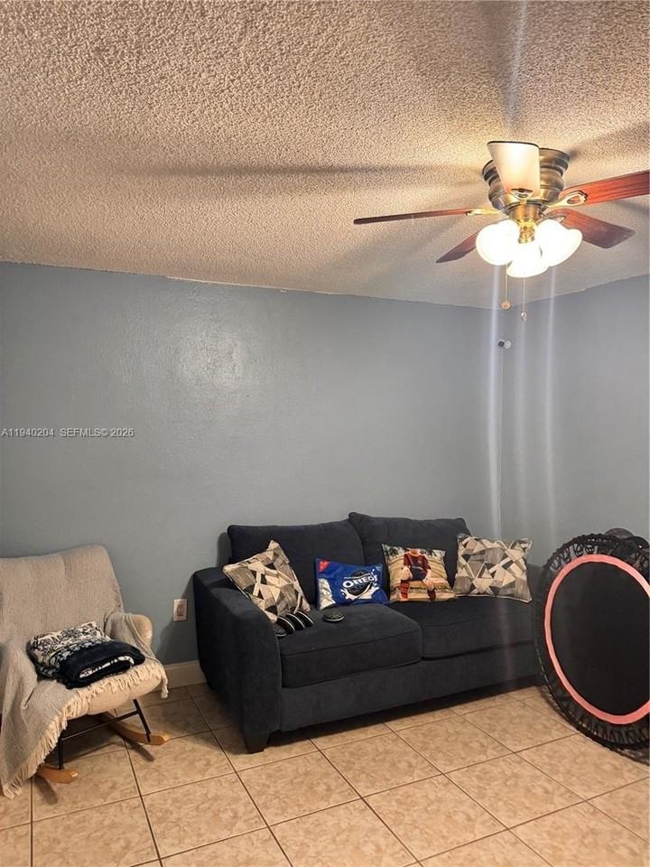 1990 W 56th St #1128 - Photo 7 of 12