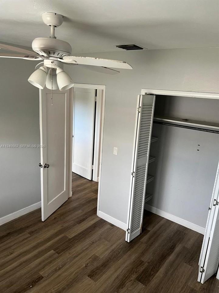 130 Ne 171st Ter - Photo 4 of 8