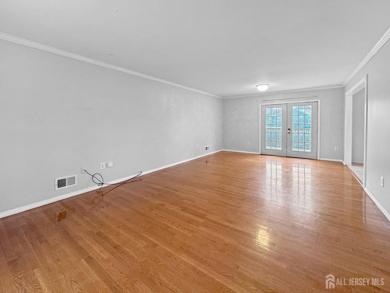 117 Old Post Rd - Photo 3 of 22