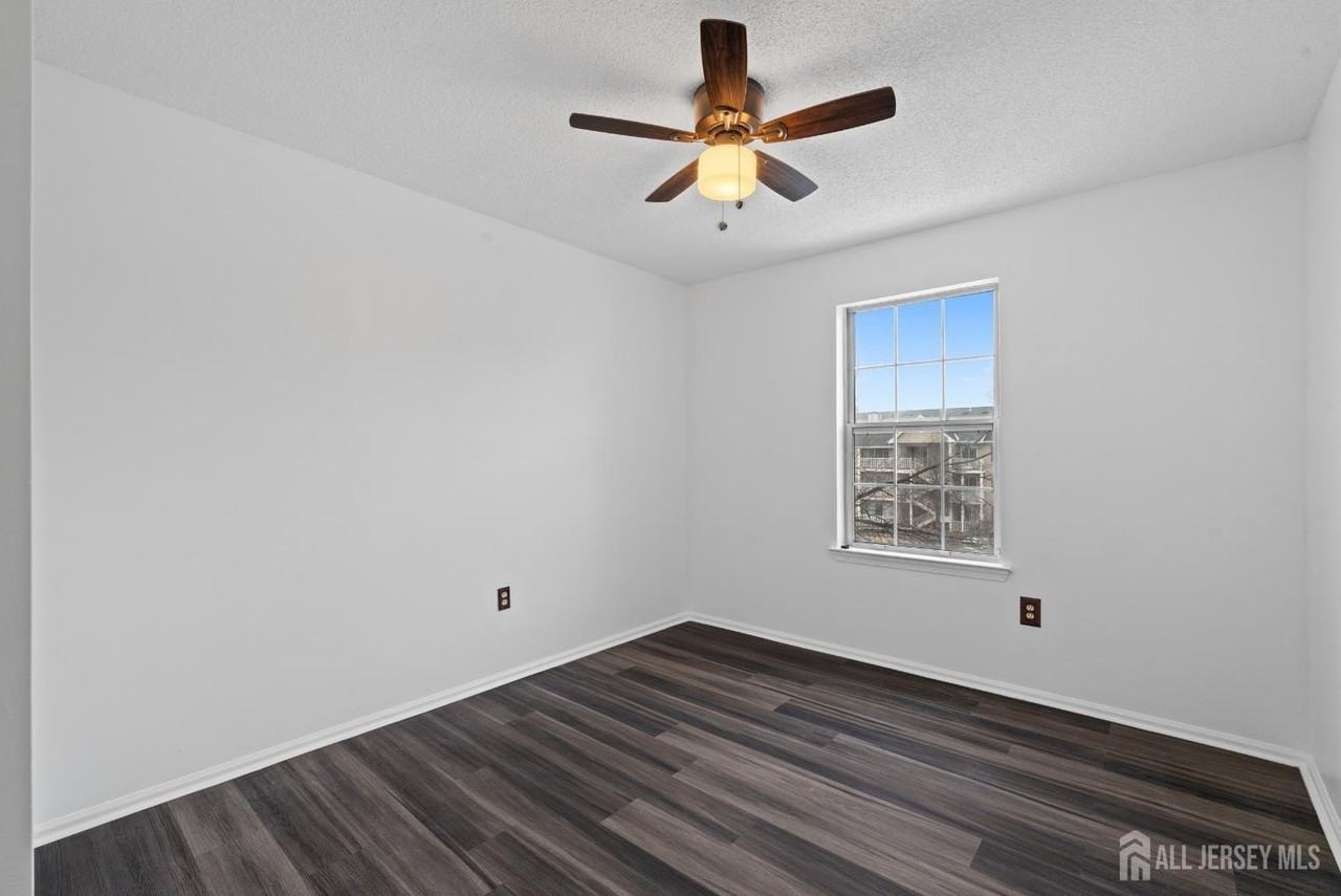 12 Kingston Run - Photo 5 of 22