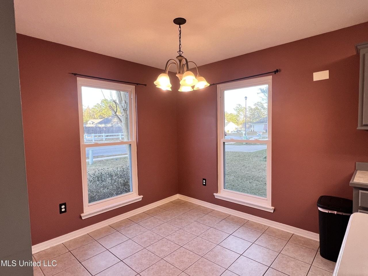 13403 Libby Ln - Photo 4 of 19