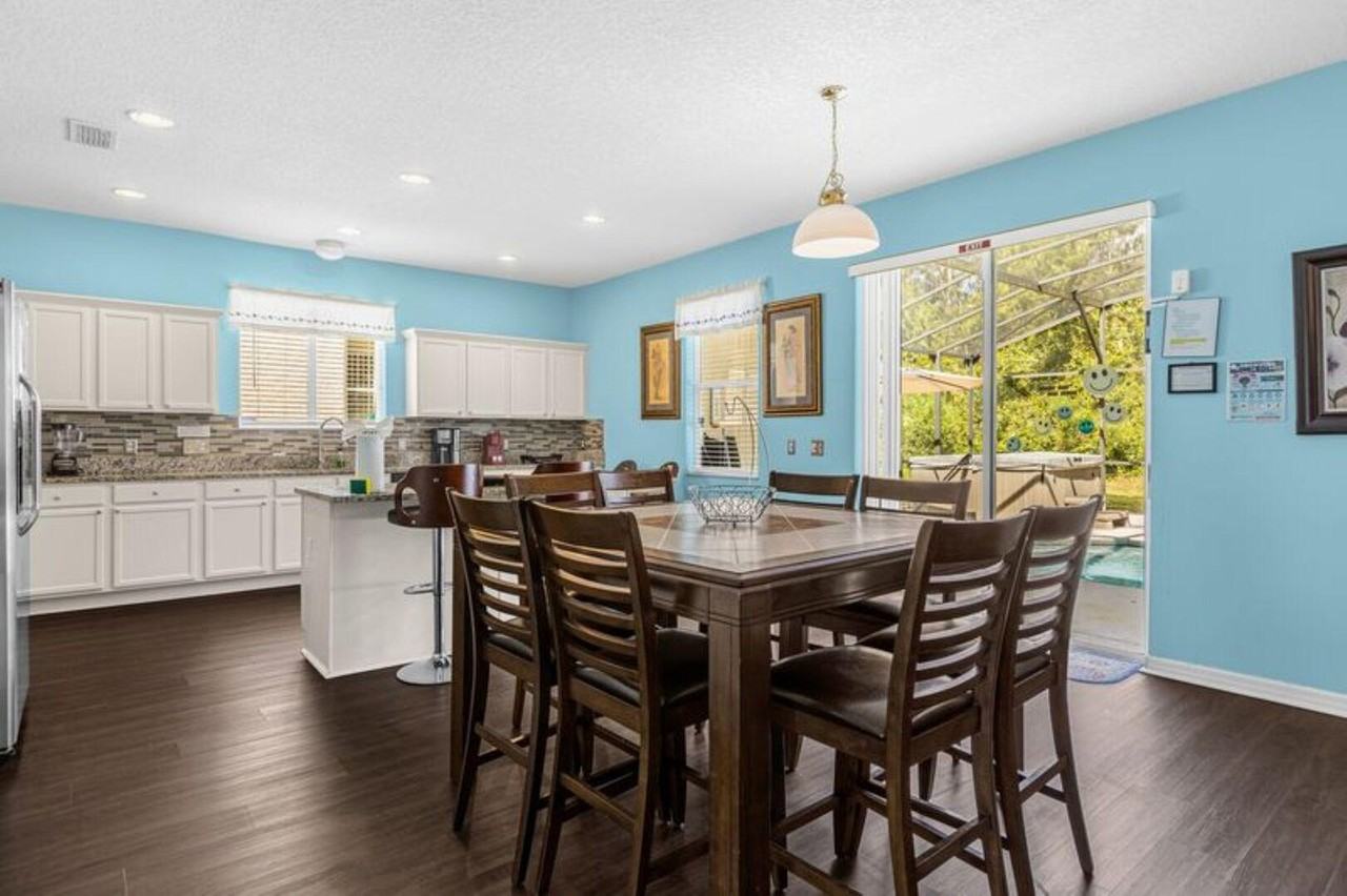 Willow View Dr - Photo 2 of 13