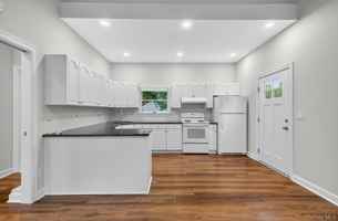 featured image of 6 Greg Ln