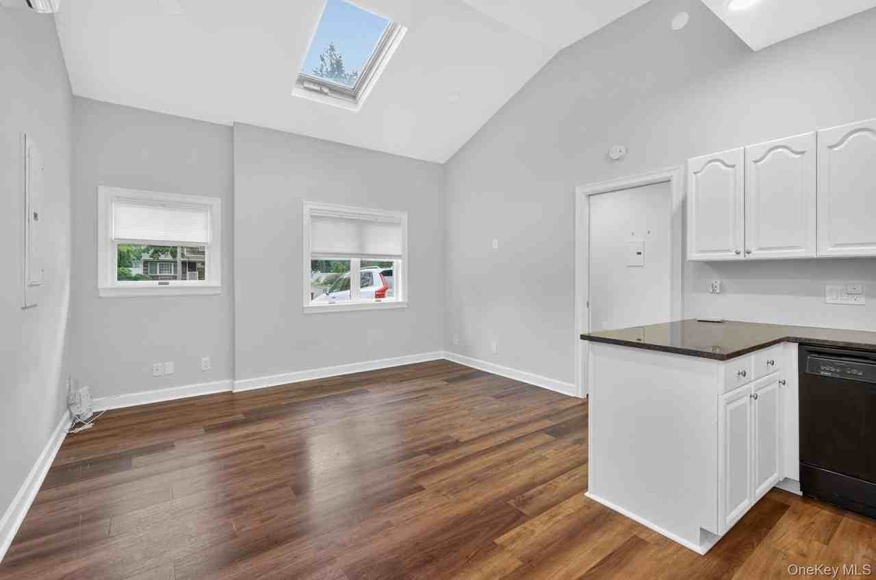 6 Greg Ln - Photo 4 of 15