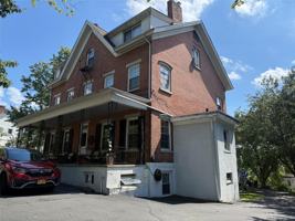 featured image of 5 Wood Ct 2nd Fl #2ndFL